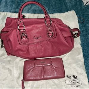 🌸Dusty Rose Pink🌸Coach satchel & matching full size wallet